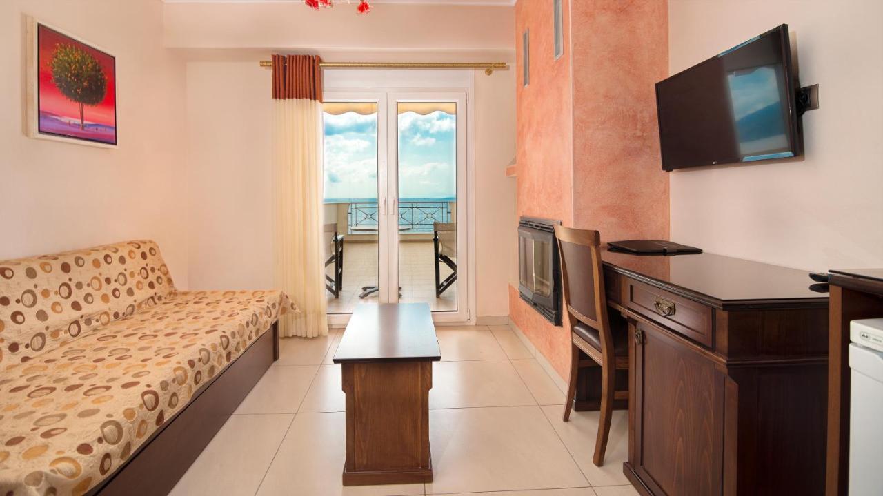 Hotel Ilia Mare Esterno foto